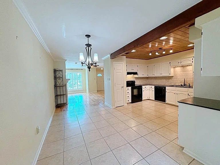 9925 Jefferson Hwy — Photo 13