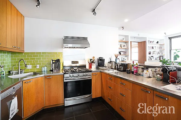 Rented by (Legacy) Elegran | media 23