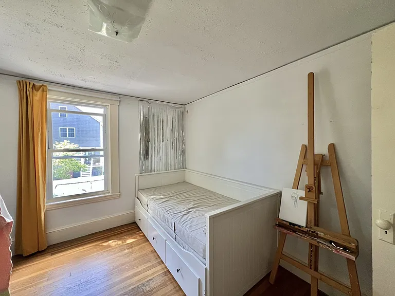 18 Richardson St #16 — Photo 11