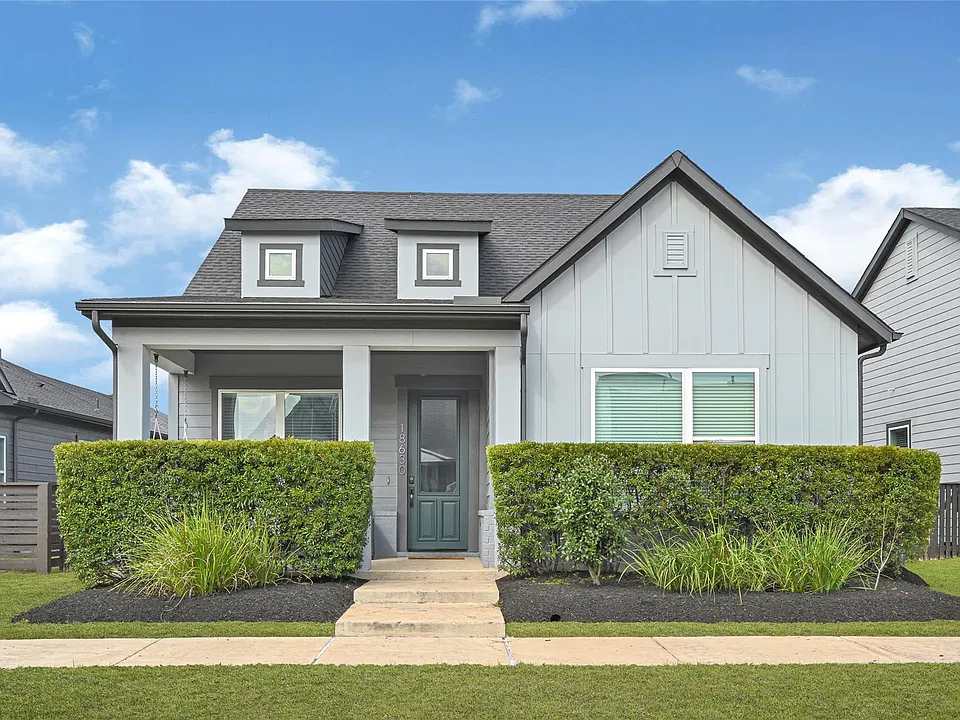 18630 Joyous Ln