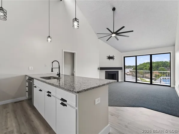 5112 Osage Beach Pkwy #832, Osage Beach, MO 65065