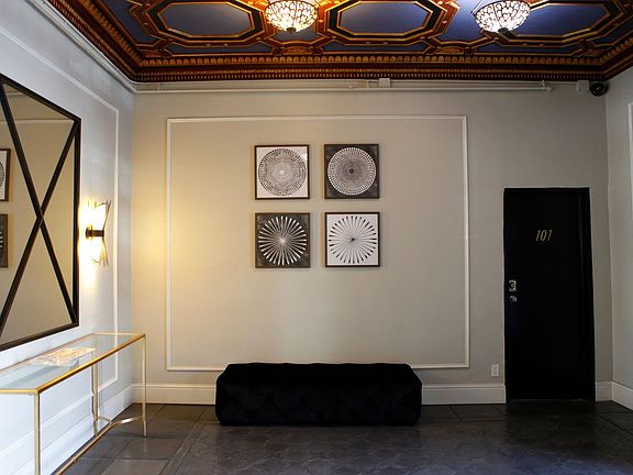 5th image of 525 S Gramercy Pl #57c2a0159