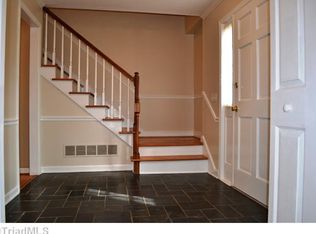 2121 Pebble Dr, Greensboro, NC 27410