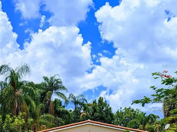 526 Suwanee Cir #16, Tampa, FL 33606