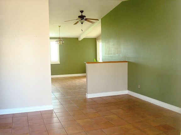 3rd image of 9920 Acer Ave