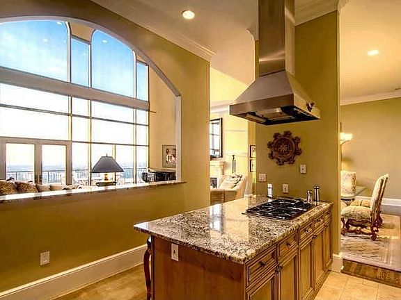5th image of 2828 Hood Street 1706 #1706