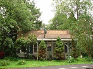 1302 Garfield Rd, Stephentown, NY 12168
