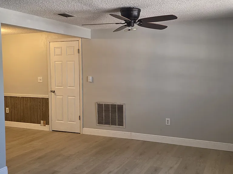 3034 Palamore Dr — Photo 8