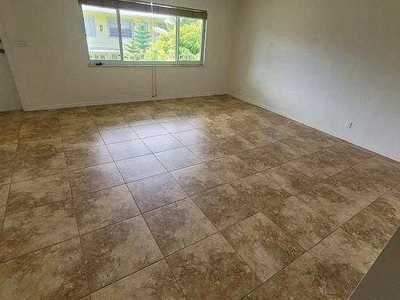 3rd image of 222 N Federal Hwy APT 6