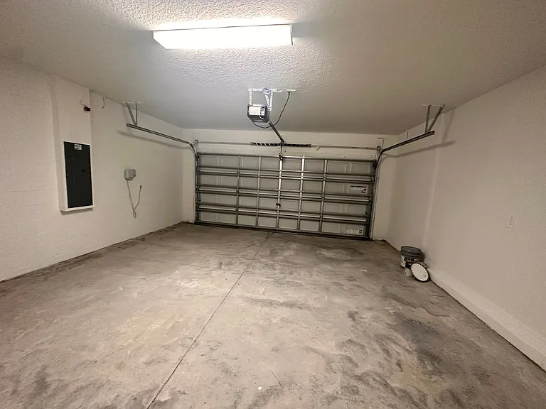 2276 Gatsby Ln — Photo 16