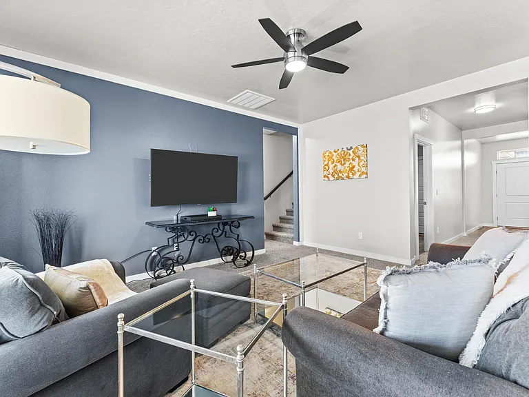 5263 N Adale Ave — Photo 7