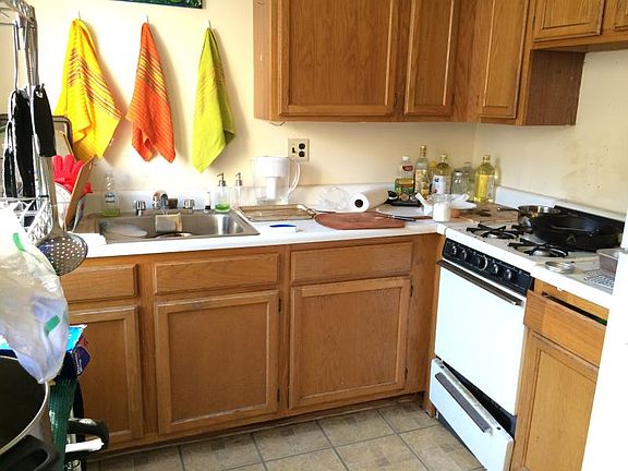 5th image of 1622 Massachusetts Ave APT 14