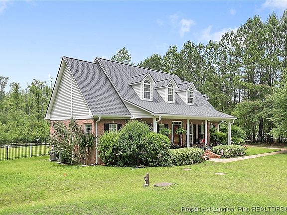 2nd image of 5387 Clubhouse Ln