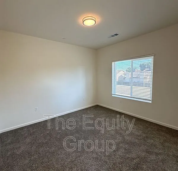 723 S Pinkham #101 — Photo 24
