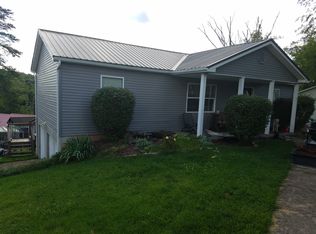 21 Poplar Hls, Hurricane, WV 25526