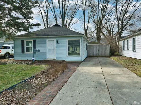 2200 Brockton Ave, Royal Oak, MI 48067