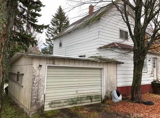 57420 11th St, Calumet, MI 49913