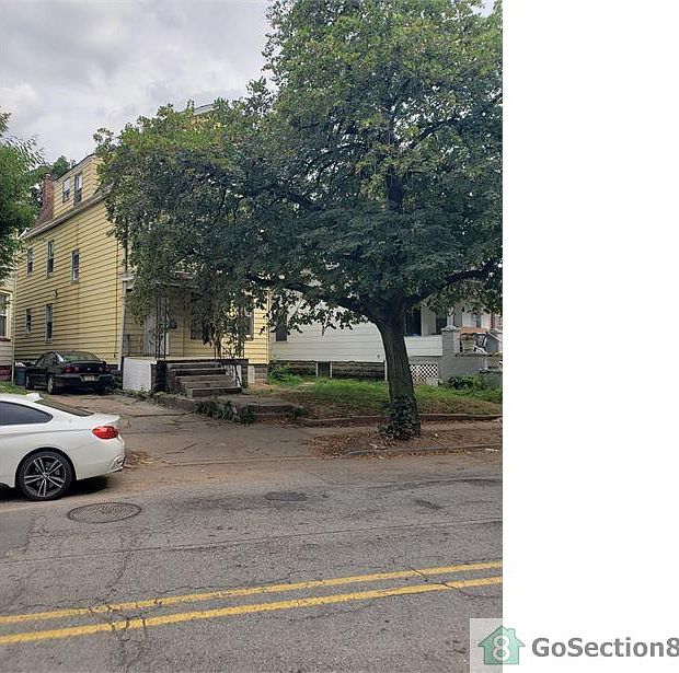 1st image of 540 N Grove St #1