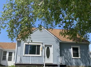 1216 N 27th St, Sheboygan Fls, WI 53081