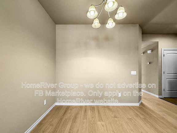 5th image of 916 SW 92nd St