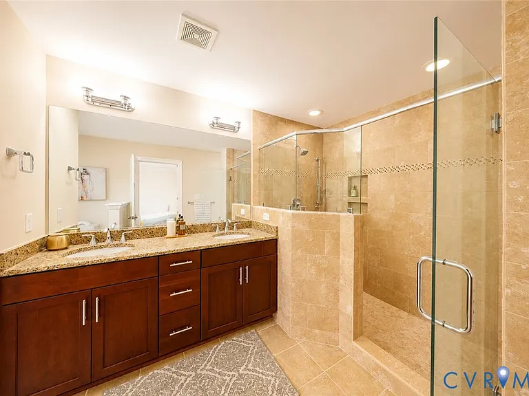 5421 Hickory Ann Dr — Photo 30