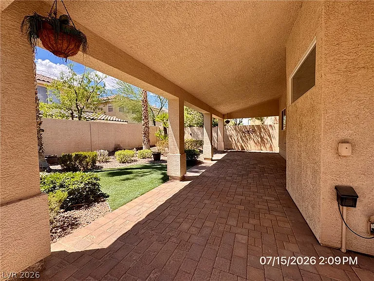 10921 Calcedonian St — Photo 42