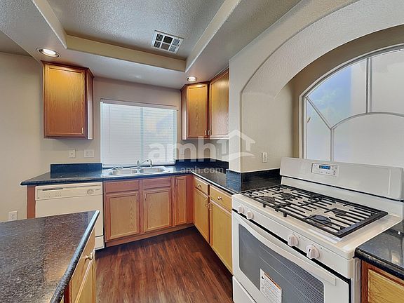 4th image of 10619 Salmon Leap St