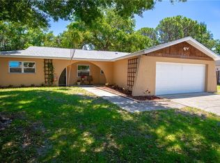 8221 Jennifer Ln, Seminole, FL 33777