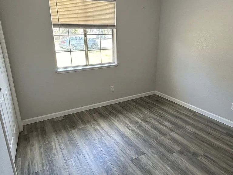 1654 Wildflower Cir — Photo 4