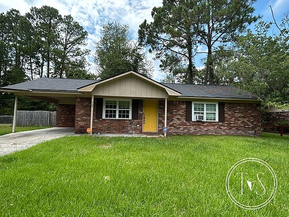 2nd image of 982 White Cir