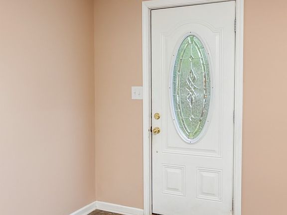 5th image of 14 E Dow St