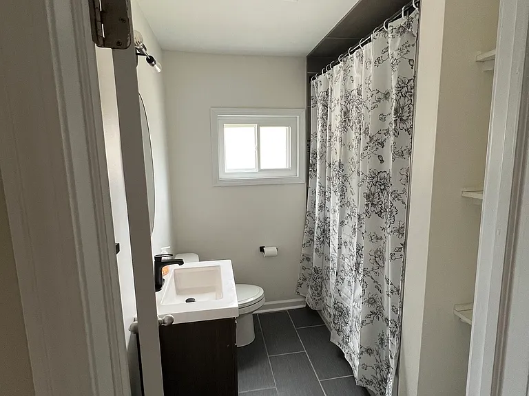 23124 Grove St — Photo 8