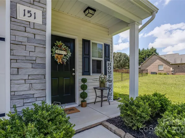 151 Walking Horse Run, Stanley, NC 28164