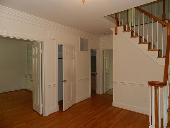 3rd image of 4296 Marquis Pl