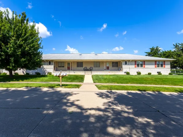 1233 47th Avenue Ct #16, East Moline, IL 61244