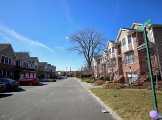 28 Hemlock Ln UNIT 28, Tenafly, NJ 07670
