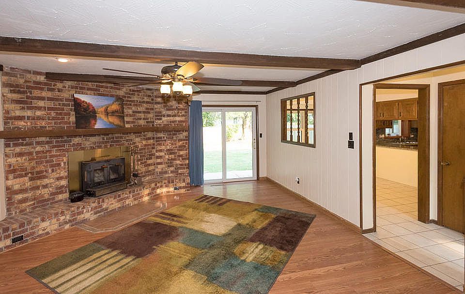 3628 S Walnut Hill Dr, Springfield, MO 65807 Zillow