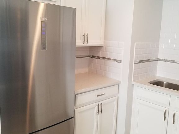 4th image of 5580 S Curtice St APT A
