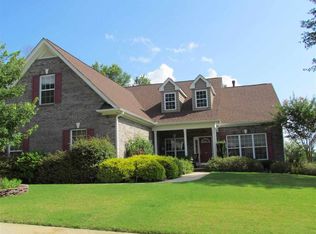 304 Hamilton Gaines Ct, Boiling Springs, SC 29316