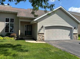 4452 Woodgate Dr #5, Janesville, WI 53546