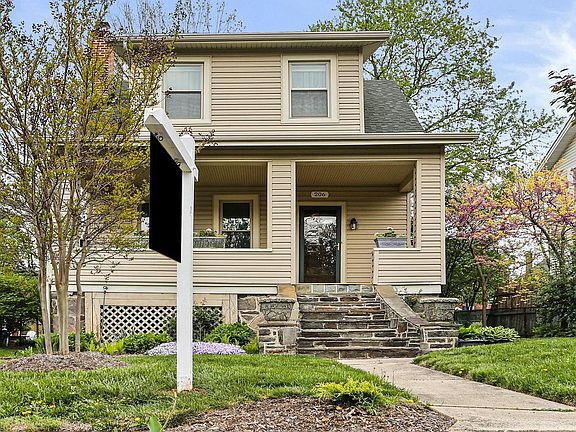 2nd image of 206 Shady Nook Ct