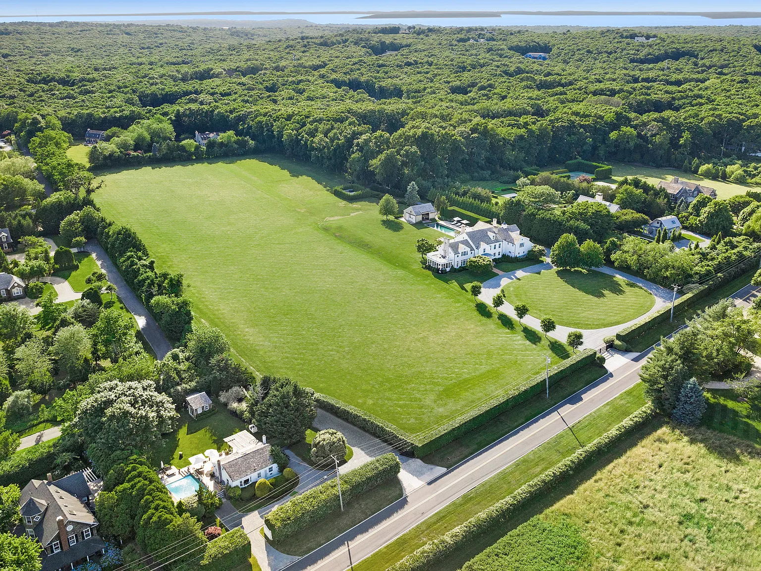 Water Mill Estate — Photo 3
