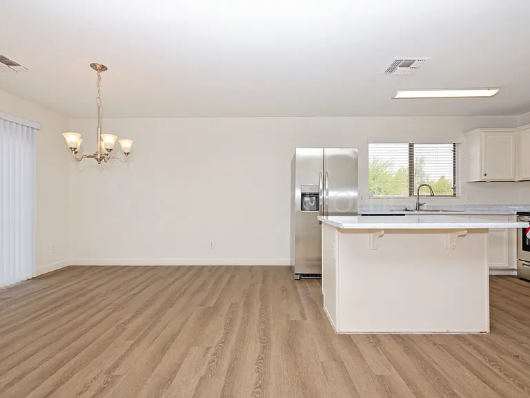 8839 W Manzanita Dr — Photo 9