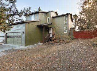 2009 NE Red Rock Ln, Bend, OR 97701