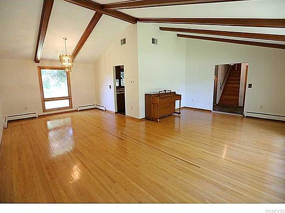 3rd image of 5040 Clearview Dr