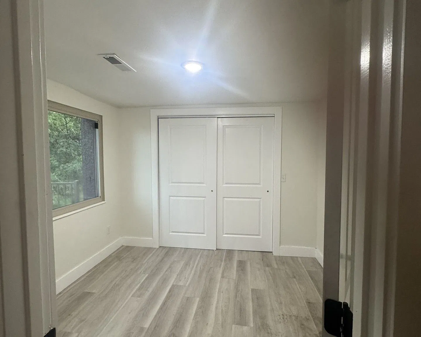 2 bed, 1.0 bath, $1,300 — Photo 1