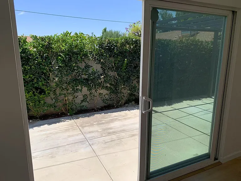 1422 N San Antonio Ave #B — Photo 21