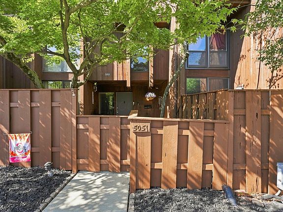 2nd image of 5051 Chuckleberry Ln #2