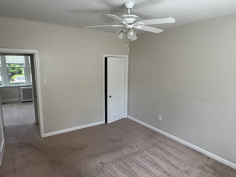 34 Cooper St #2 — Photo 5