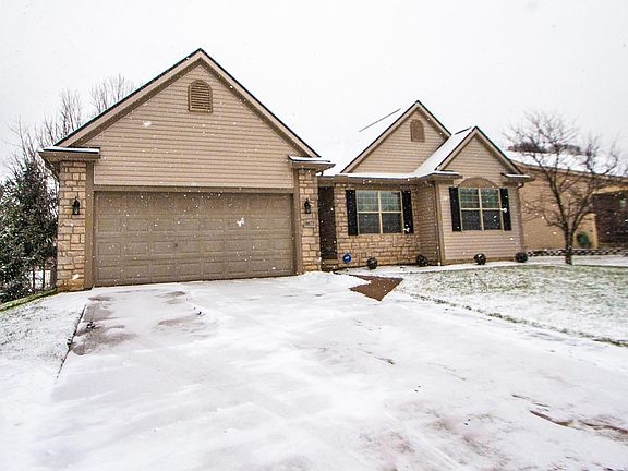 2nd image of 8872 Taylor Woods Dr